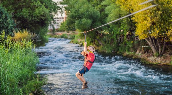 Campamentos multiaventura en Cádiz